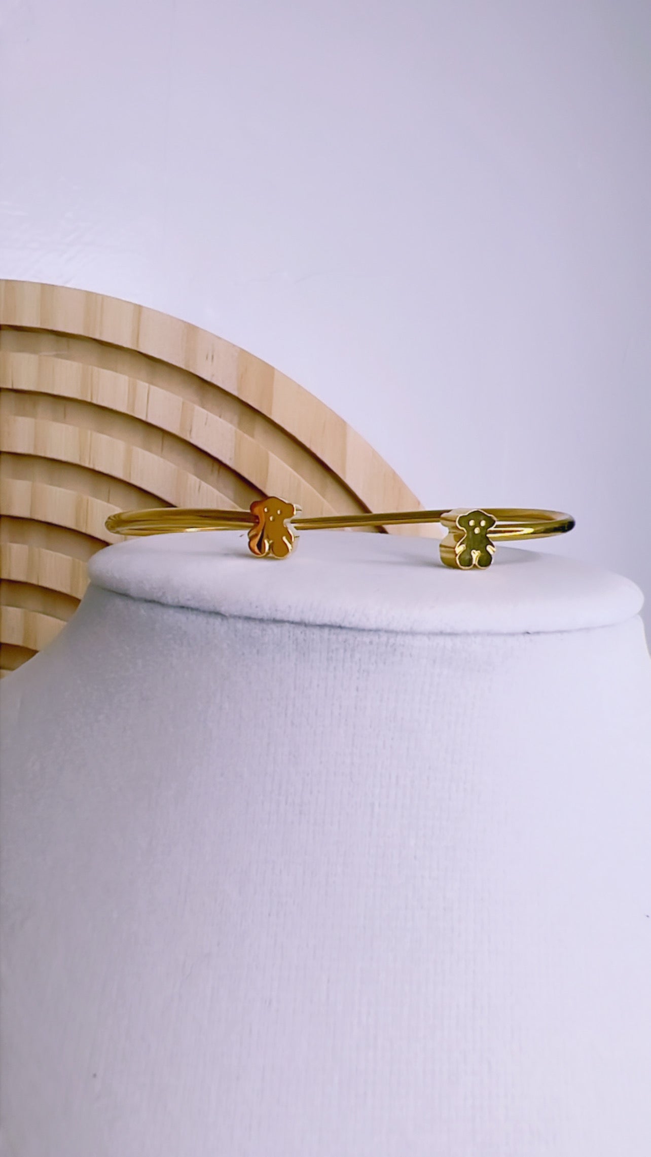 Oso mini bangle