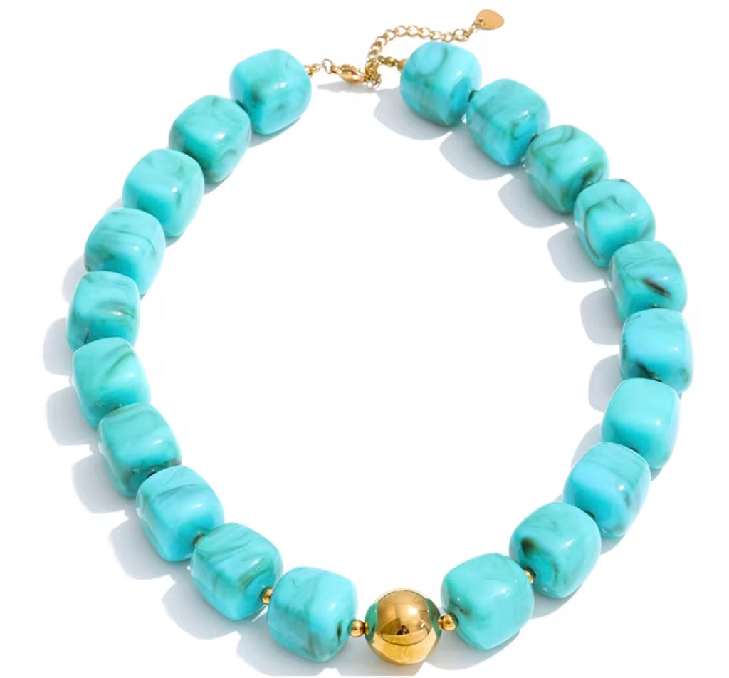 Summer choker