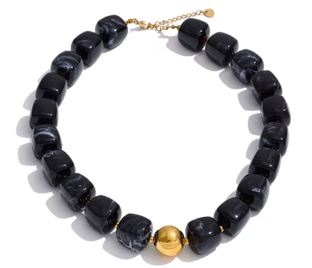 Summer choker