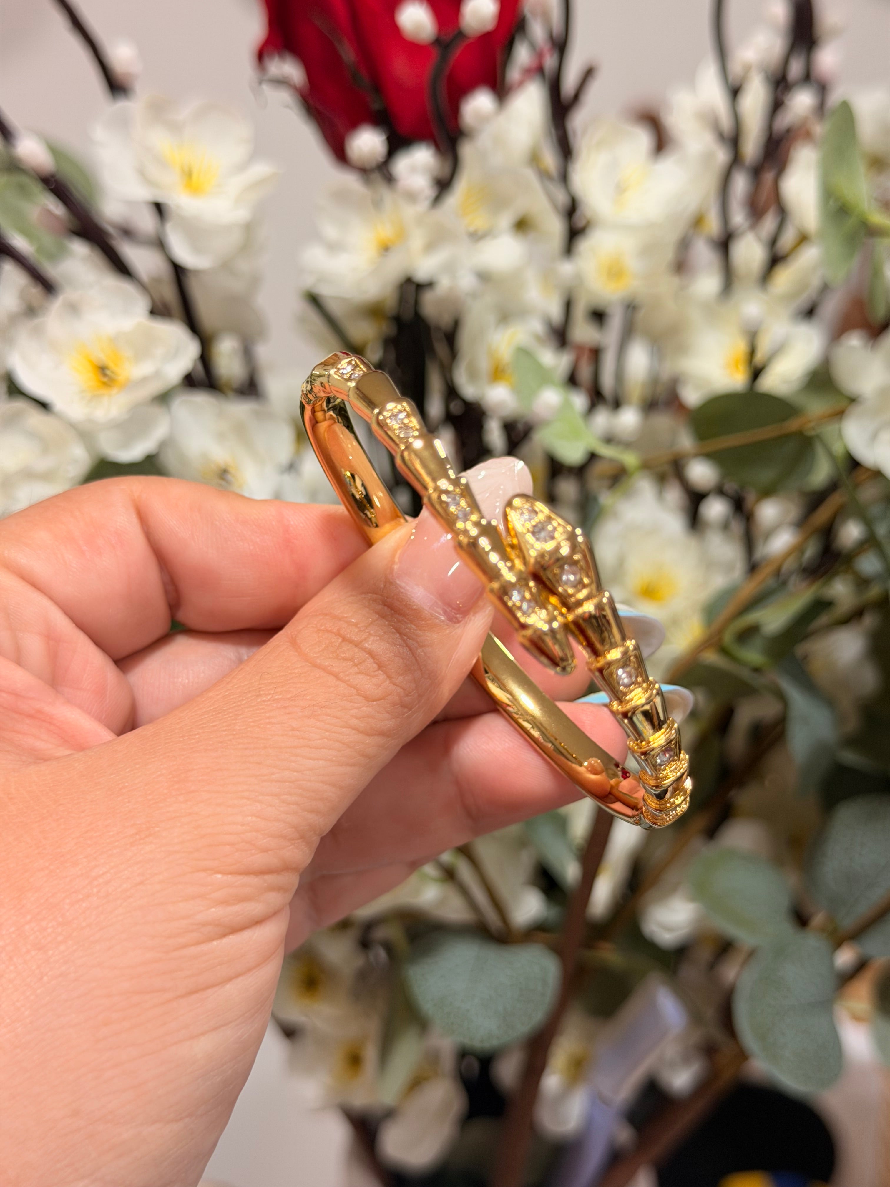 Snake bangle