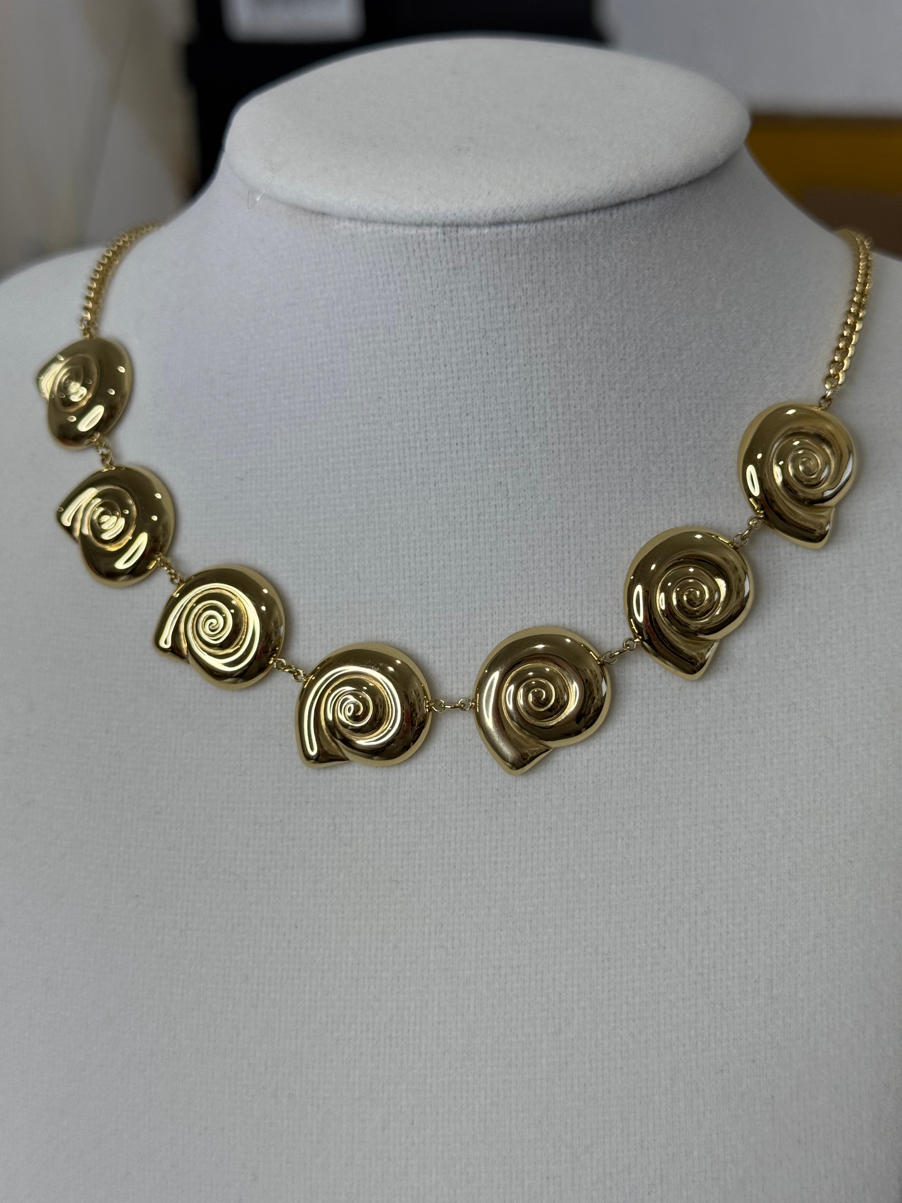 Summer choker