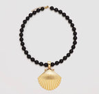 She’ll choker