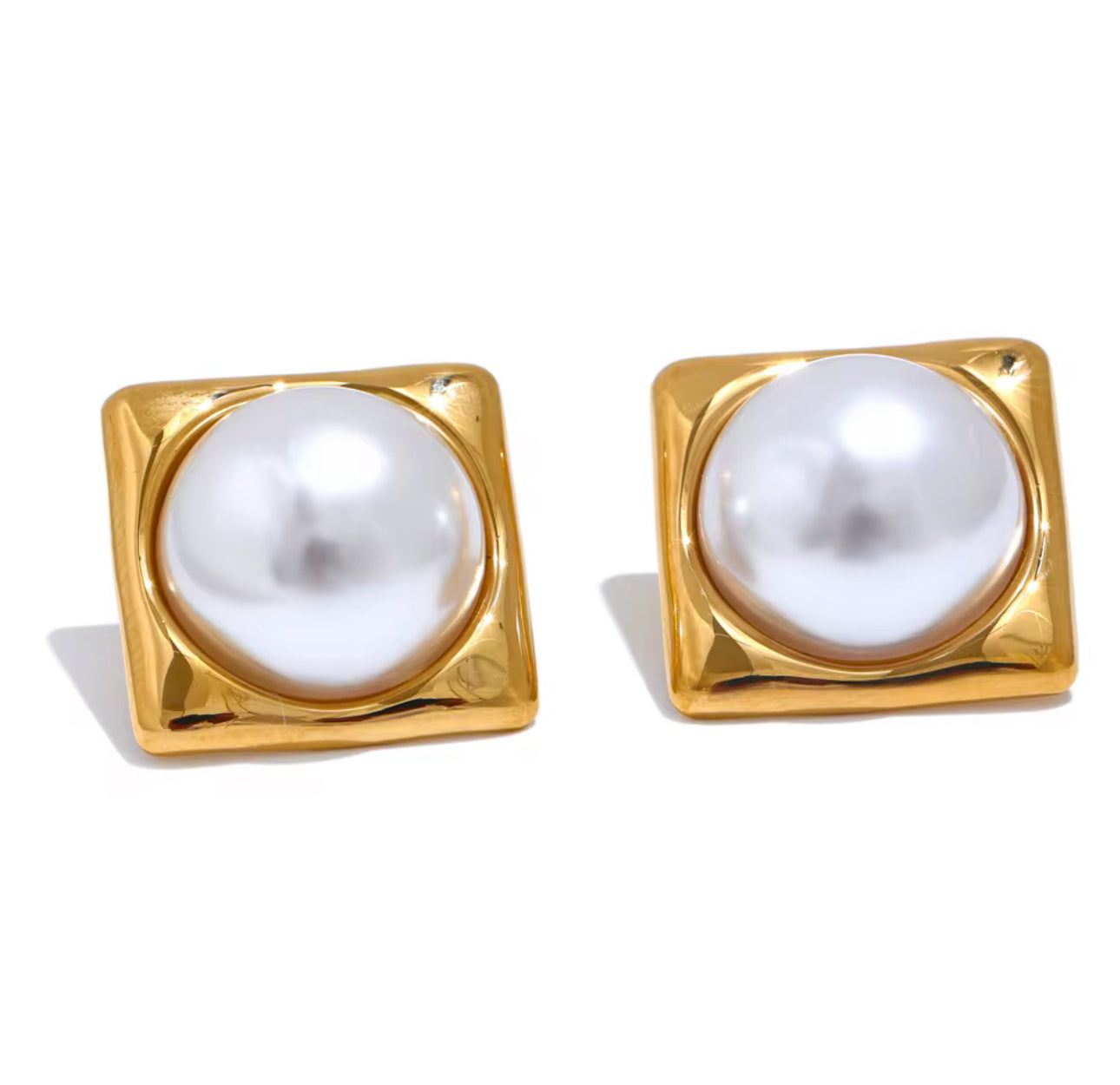 Pearl earrings