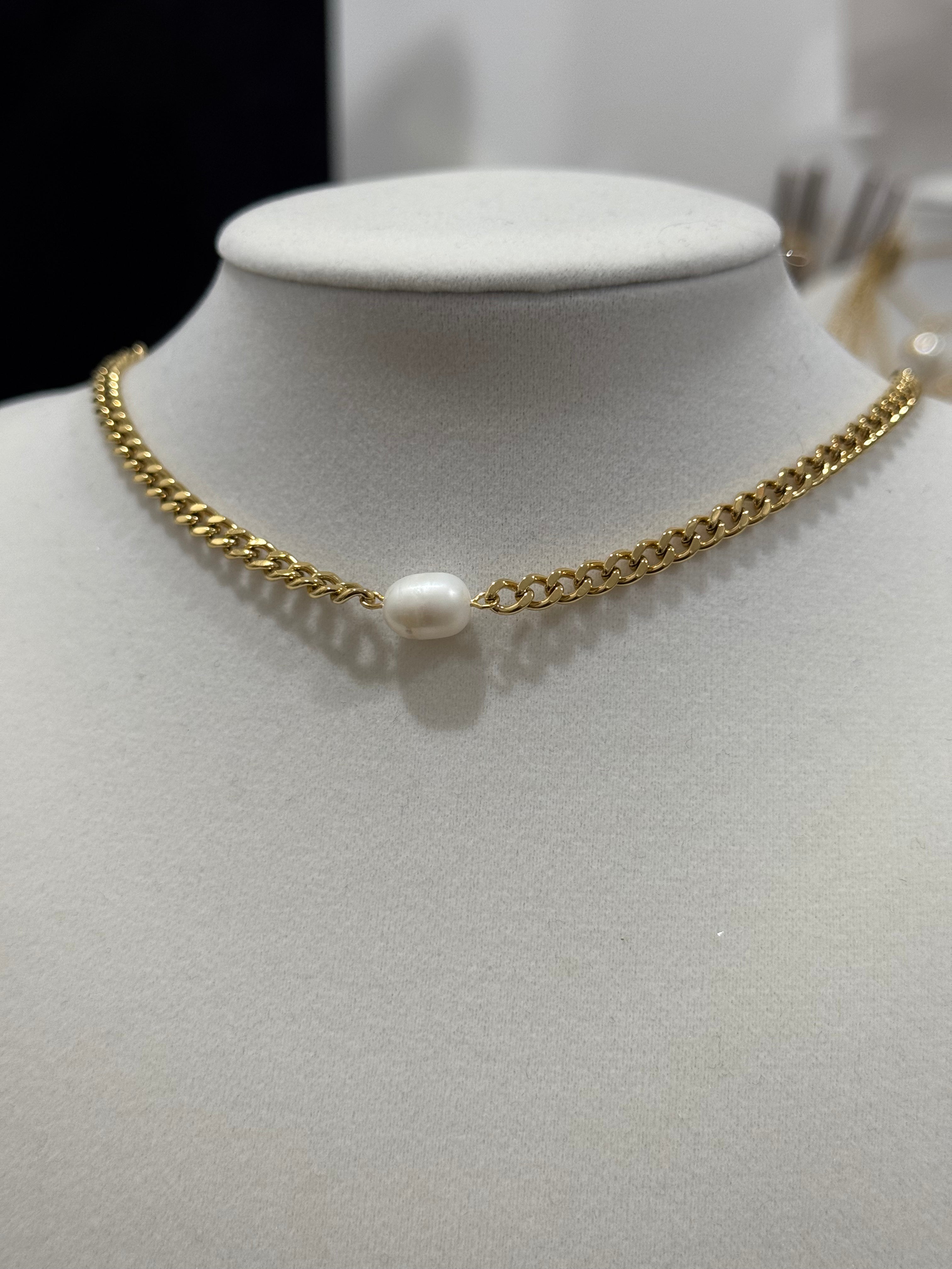 Pearl Choker